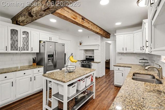 5465 S Lake George Road, Metamora, MI 48455