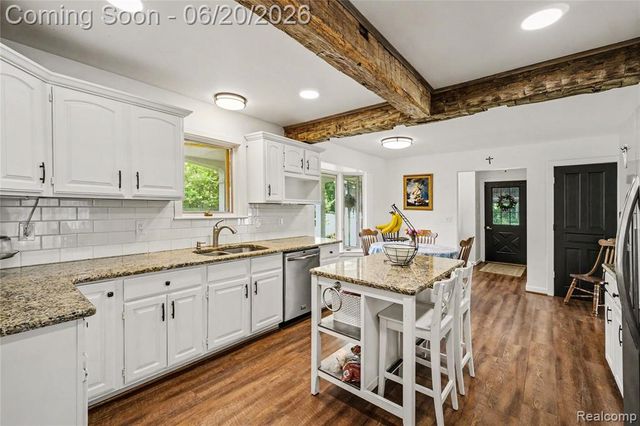 5465 S Lake George Road, Metamora, MI 48455
