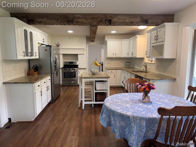 5465 S Lake George Road, Metamora, MI 48455