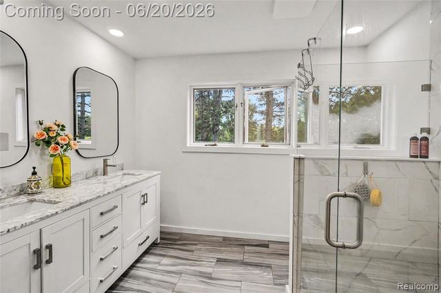 5465 S Lake George Road, Metamora, MI 48455