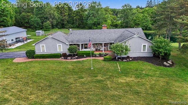 5465 S Lake George Road, Metamora, MI 48455