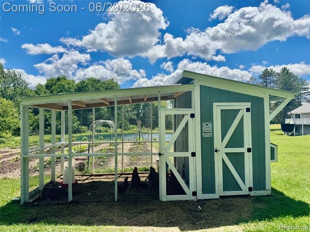 5465 S Lake George Road, Metamora, MI 48455