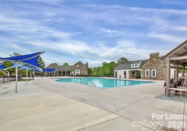 9328 Glenburn Lane, Charlotte, NC 28278