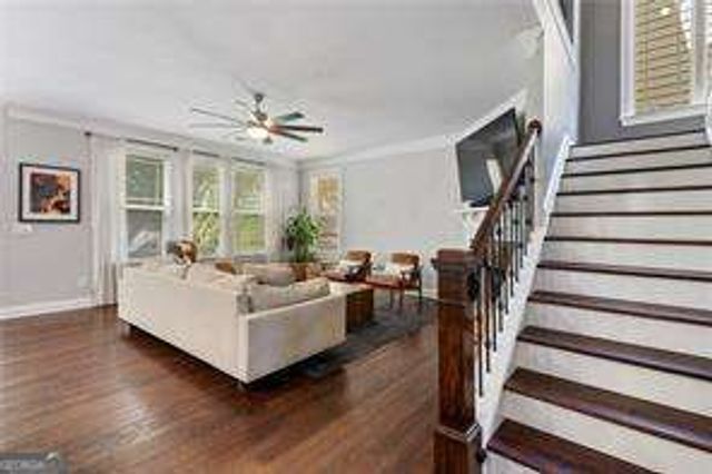 2084 Hatteras Way NW, Atlanta, GA 30318