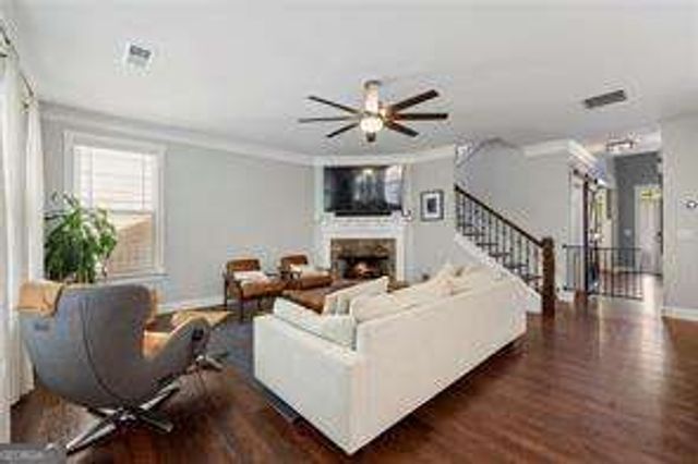 2084 Hatteras Way NW, Atlanta, GA 30318