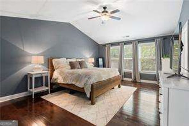 2084 Hatteras Way NW, Atlanta, GA 30318