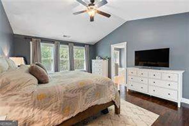 2084 Hatteras Way NW, Atlanta, GA 30318