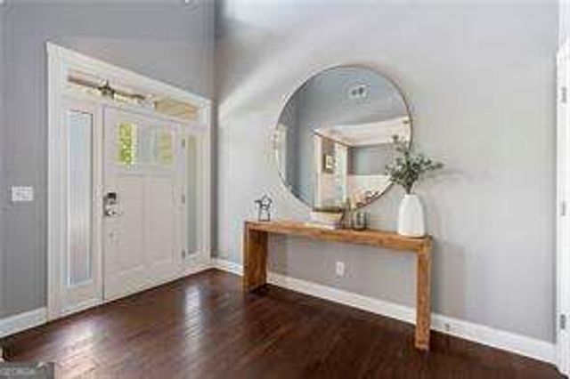 2084 Hatteras Way NW, Atlanta, GA 30318
