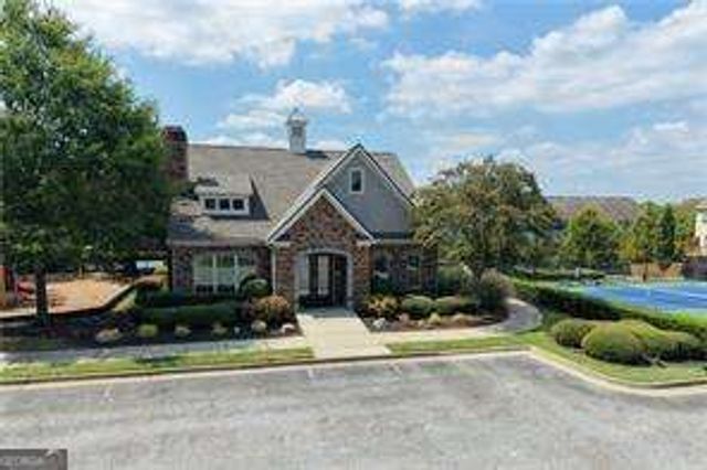 2084 Hatteras Way NW, Atlanta, GA 30318
