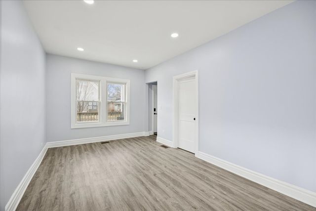 7521 S Parnell Avenue, Chicago, IL 60620