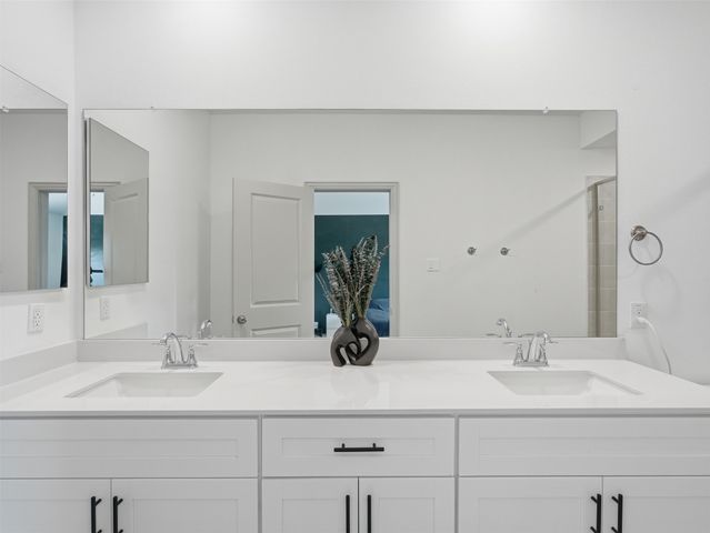 5368 Cornerstone Street, Haltom City, TX 76117