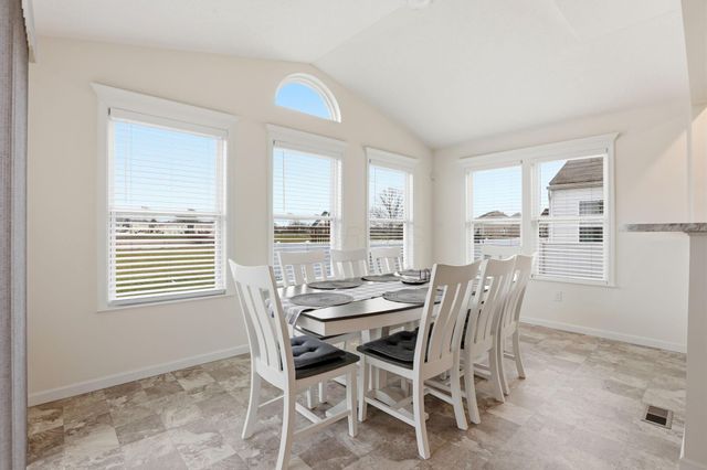 5294 Karst Circle, South Bloomfield, OH 43103