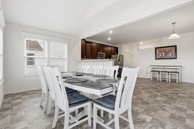 5294 Karst Circle, South Bloomfield, OH 43103