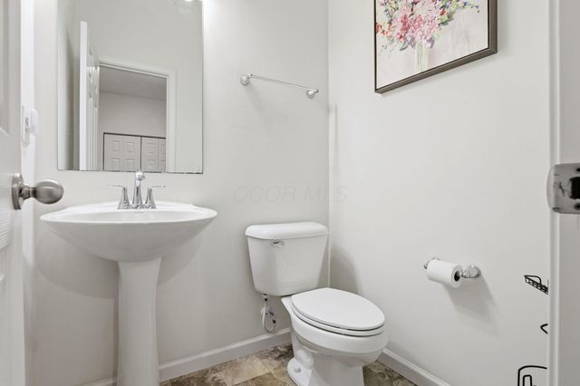 5294 Karst Circle, South Bloomfield, OH 43103