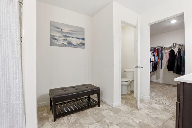 5294 Karst Circle, South Bloomfield, OH 43103