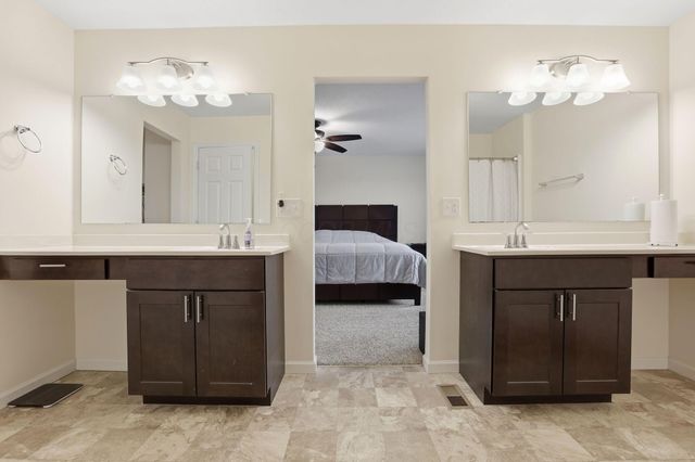 5294 Karst Circle, South Bloomfield, OH 43103