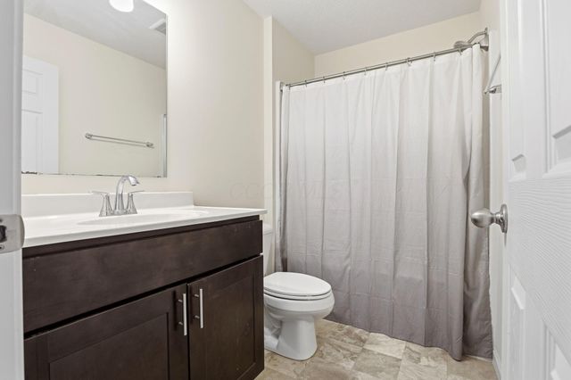 5294 Karst Circle, South Bloomfield, OH 43103