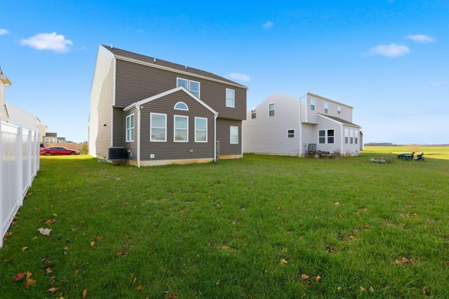 5294 Karst Circle, South Bloomfield, OH 43103