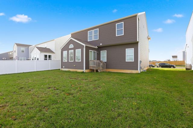 5294 Karst Circle, South Bloomfield, OH 43103