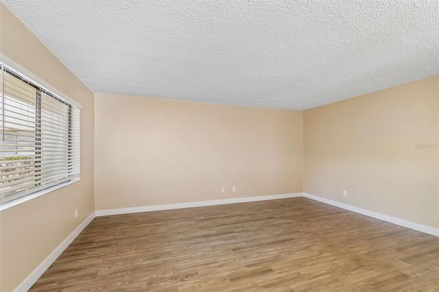 3300 FOX CHASE CIRCLE N 202, Palm Harbor, FL 34683