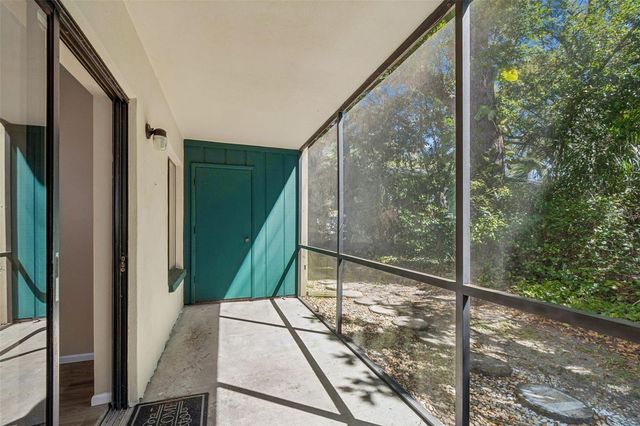 3300 FOX CHASE CIRCLE N 202, Palm Harbor, FL 34683