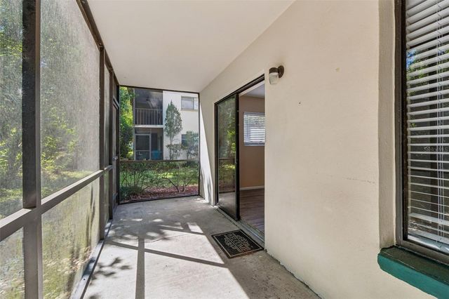 3300 FOX CHASE CIRCLE N 202, Palm Harbor, FL 34683