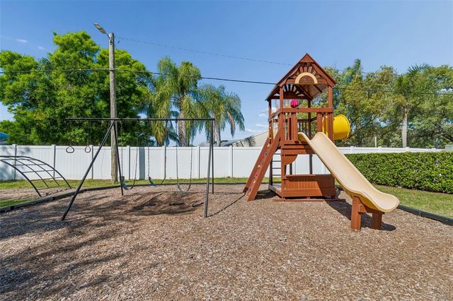 3300 FOX CHASE CIRCLE N 202, Palm Harbor, FL 34683