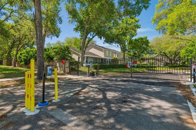 3300 FOX CHASE CIRCLE N 202, Palm Harbor, FL 34683