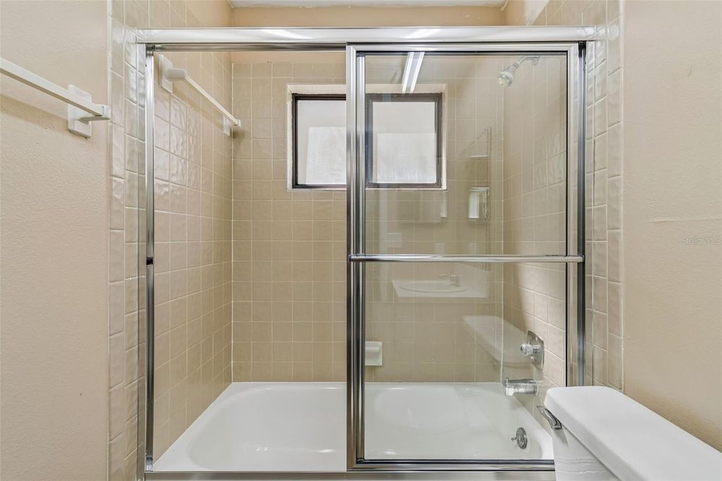 Image 27 of property listing at 3300 FOX CHASE CIRCLE N 202, Palm Harbor, FL 34683