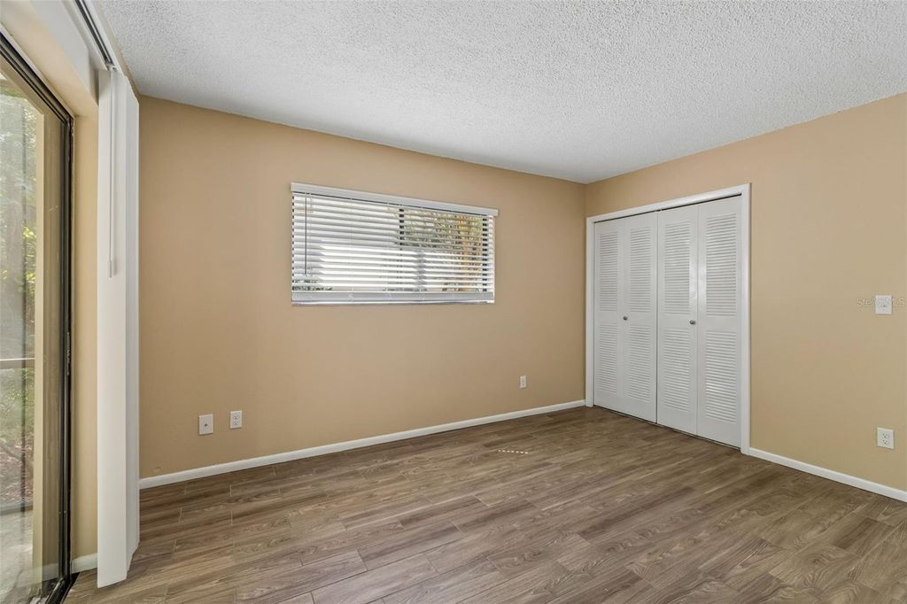 Image 39 of property listing at 3300 FOX CHASE CIRCLE N 202, Palm Harbor, FL 34683