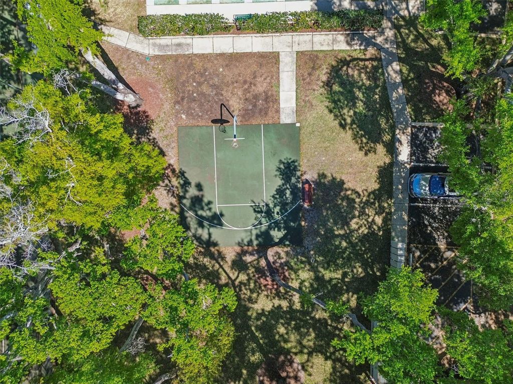 Image 92 of property listing at 3300 FOX CHASE CIRCLE N 202, Palm Harbor, FL 34683