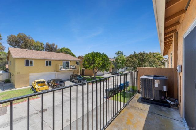 10524 Caminito Rimini, San Diego, CA 92129