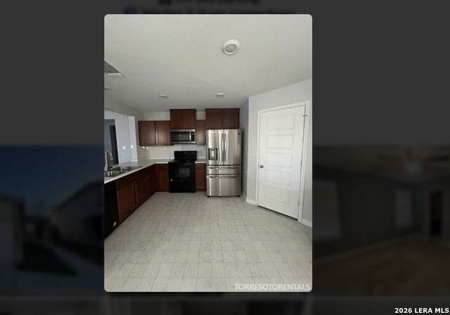 5910 Sandy Lake, San Antonio, TX 78222