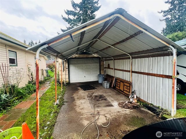 111 Varner Avenue SE, Orting, WA 98360