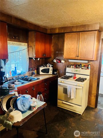 111 Varner Avenue SE, Orting, WA 98360