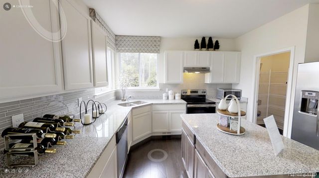 33623 Baldwin Street, Farmington Hills, MI 48336