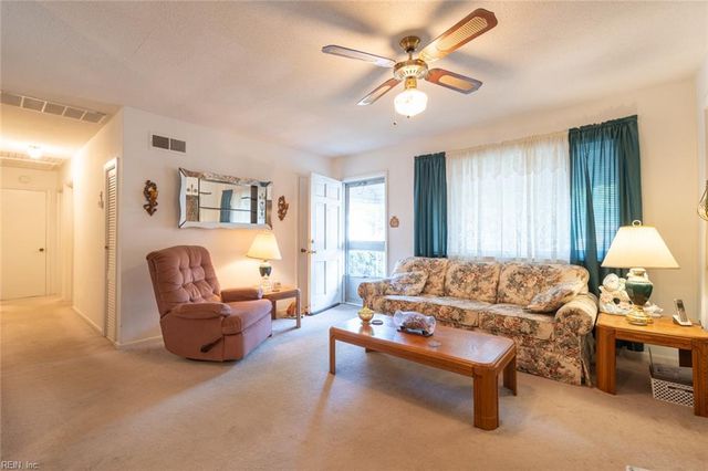 408 Dodge DR, Virginia Beach, VA 23452