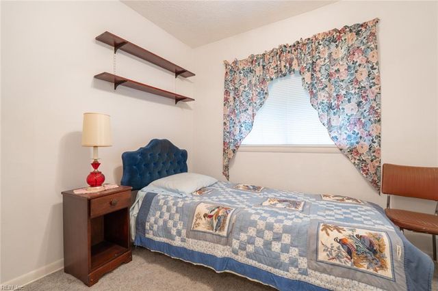 408 Dodge DR, Virginia Beach, VA 23452