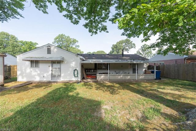 408 Dodge DR, Virginia Beach, VA 23452