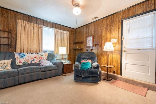 408 Dodge DR, Virginia Beach, VA 23452