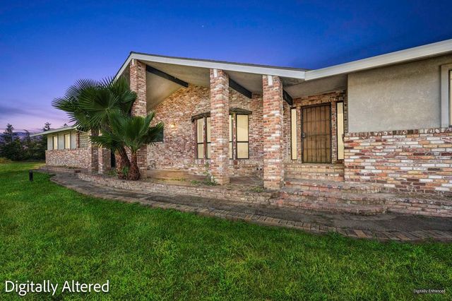 7495 Passalis Ln, Sacramento, CA 95829