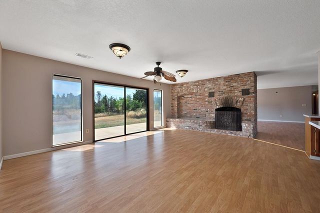 7495 Passalis Ln, Sacramento, CA 95829