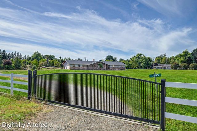 7495 Passalis Ln, Sacramento, CA 95829