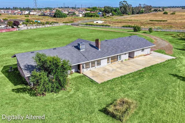 7495 Passalis Ln, Sacramento, CA 95829
