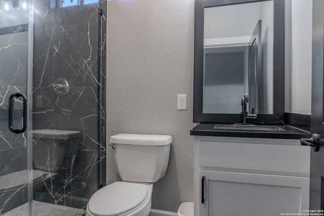 19026 County Road 5741, Castroville, TX 78009