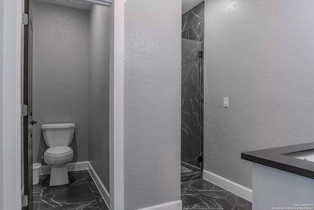 19026 County Road 5741, Castroville, TX 78009