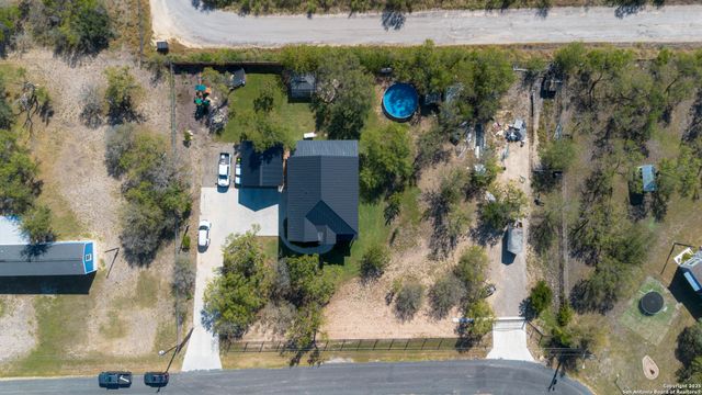 19026 County Road 5741, Castroville, TX 78009