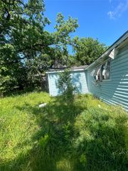 7832 Sandy Street, Houston, TX 77028