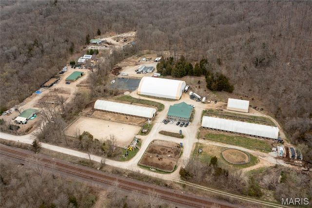 15811 Jedberg Lane, Ballwin, MO 63021