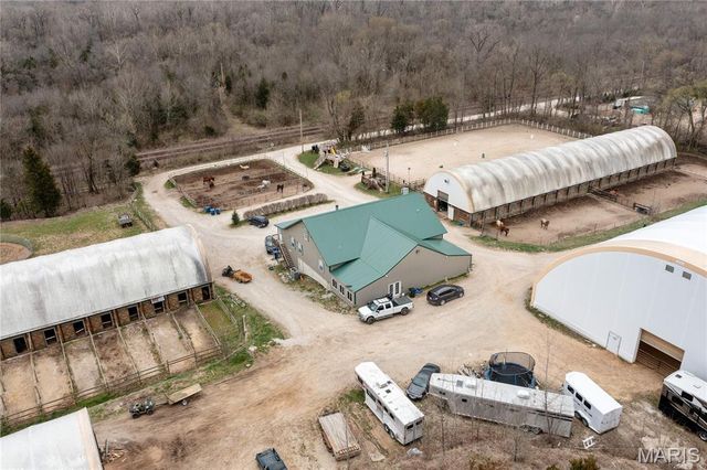 15811 Jedberg Lane, Ballwin, MO 63021